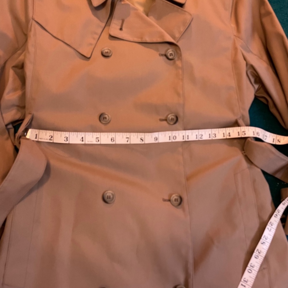 London Fog Vintage Tan Trench Coat Size 12 P - Picture 8 of 9